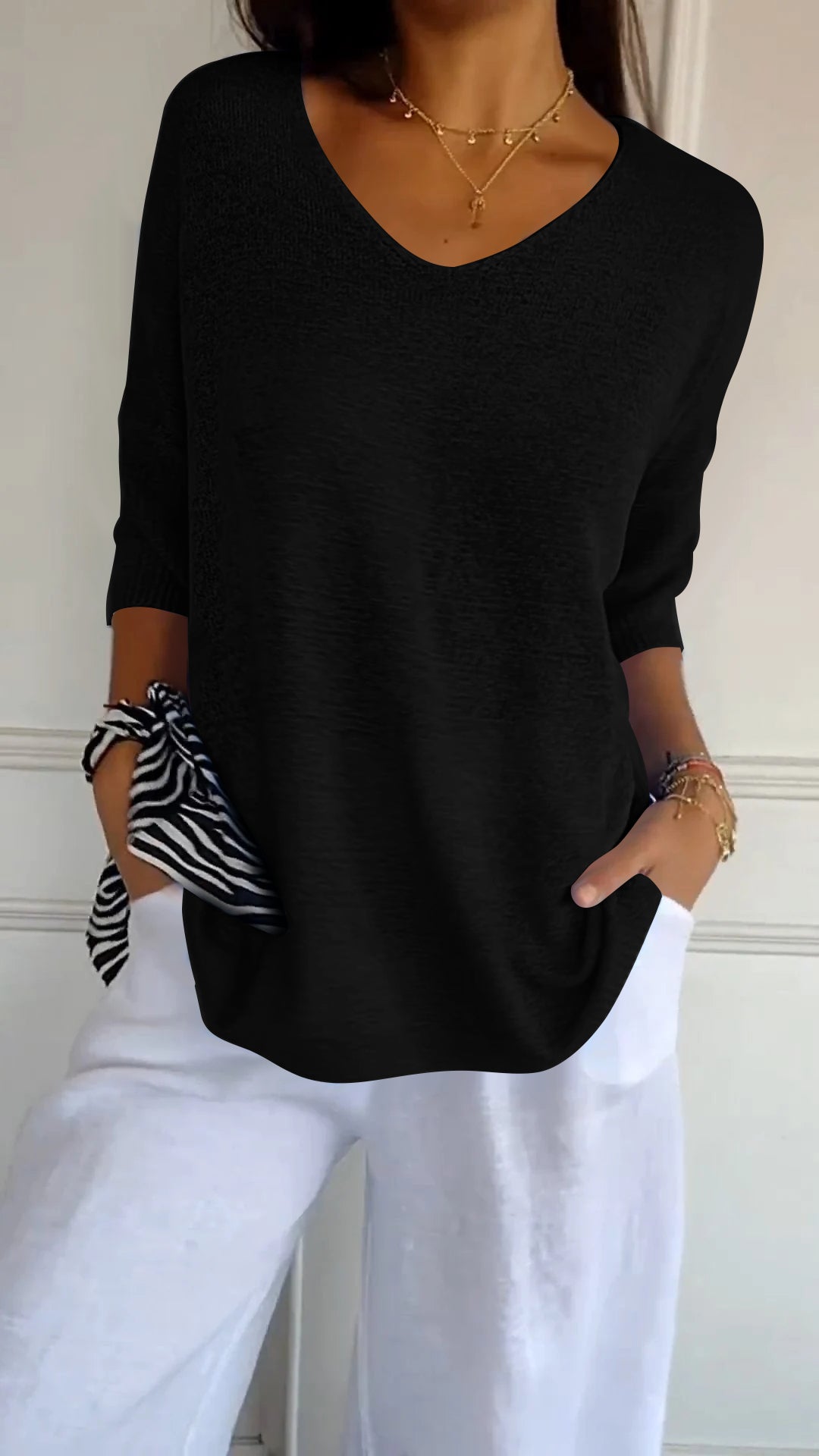 Lauren |  Casual V-Neck Top