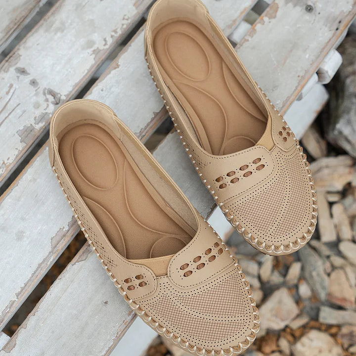 Aina | Everyday Ease Ortho Slides