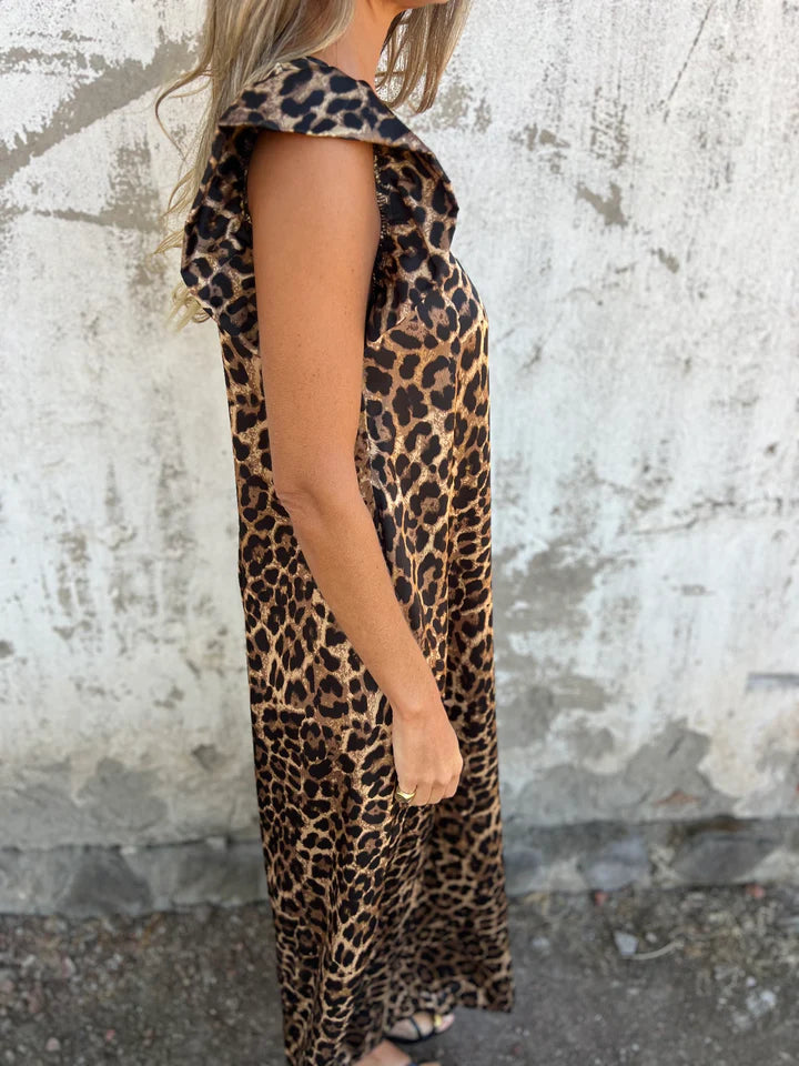 Cassandra | Trendy V-Neck Jumpsuit