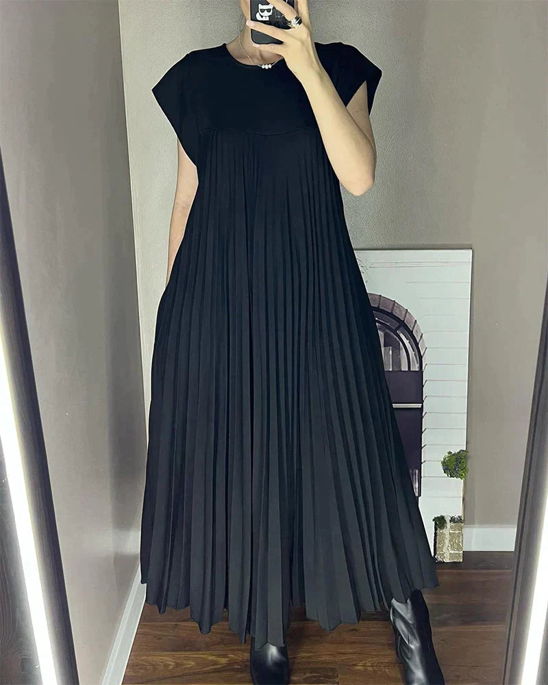 Elena | Flattering Pleated Midi Dress