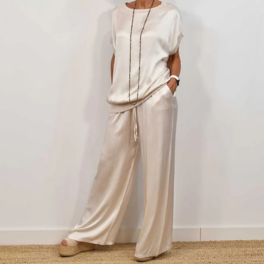Rita Elegant Two-Piece Set | Flowing Blouse and Wide-Leg Pants